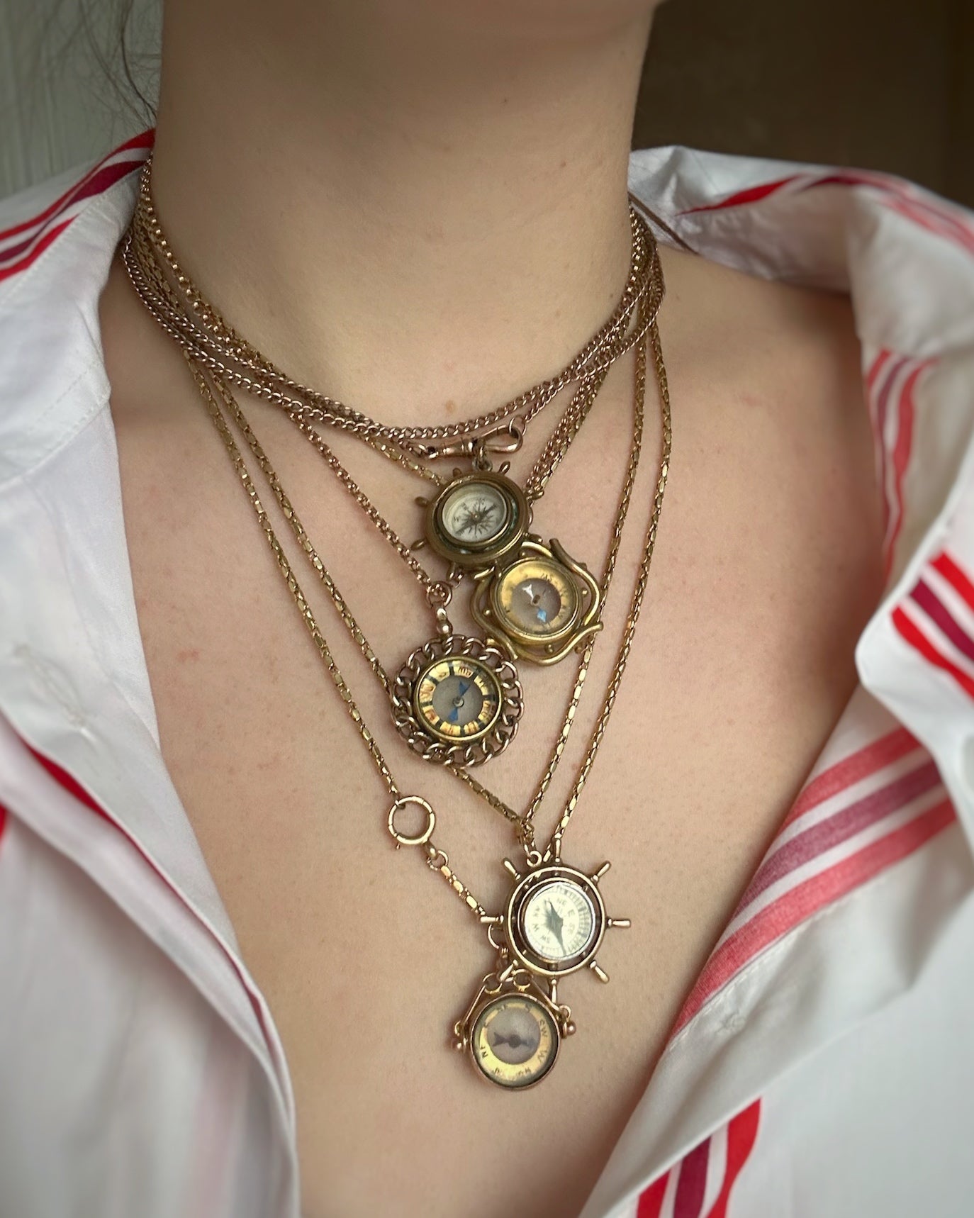 Antique Rolled Gold Wave-Border Compass