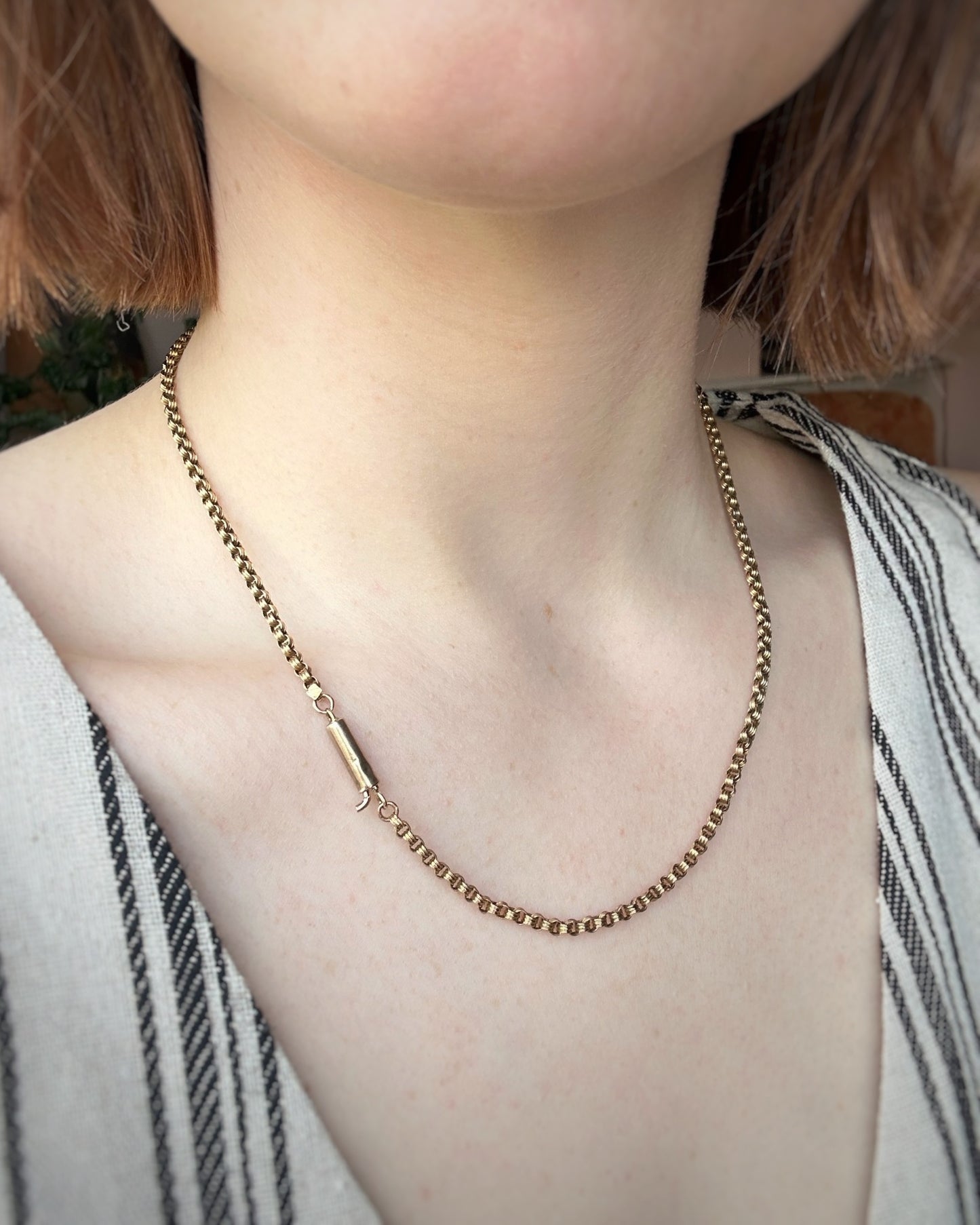 Antique Ribbed Rolo Link with Tag and Barrel (17.5")