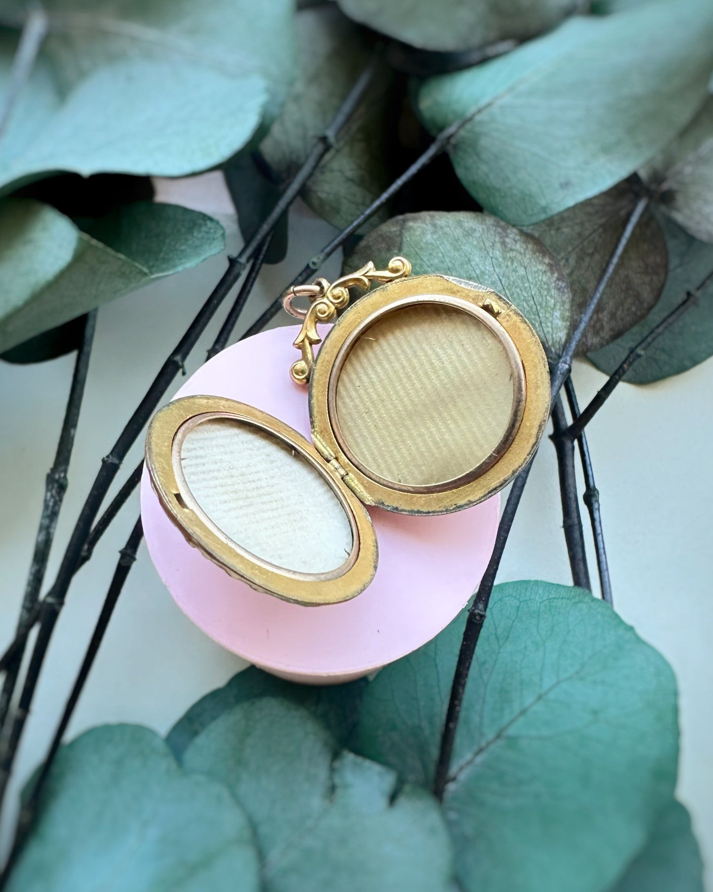 Antique Ultra Yellow Ornate Shield Locket