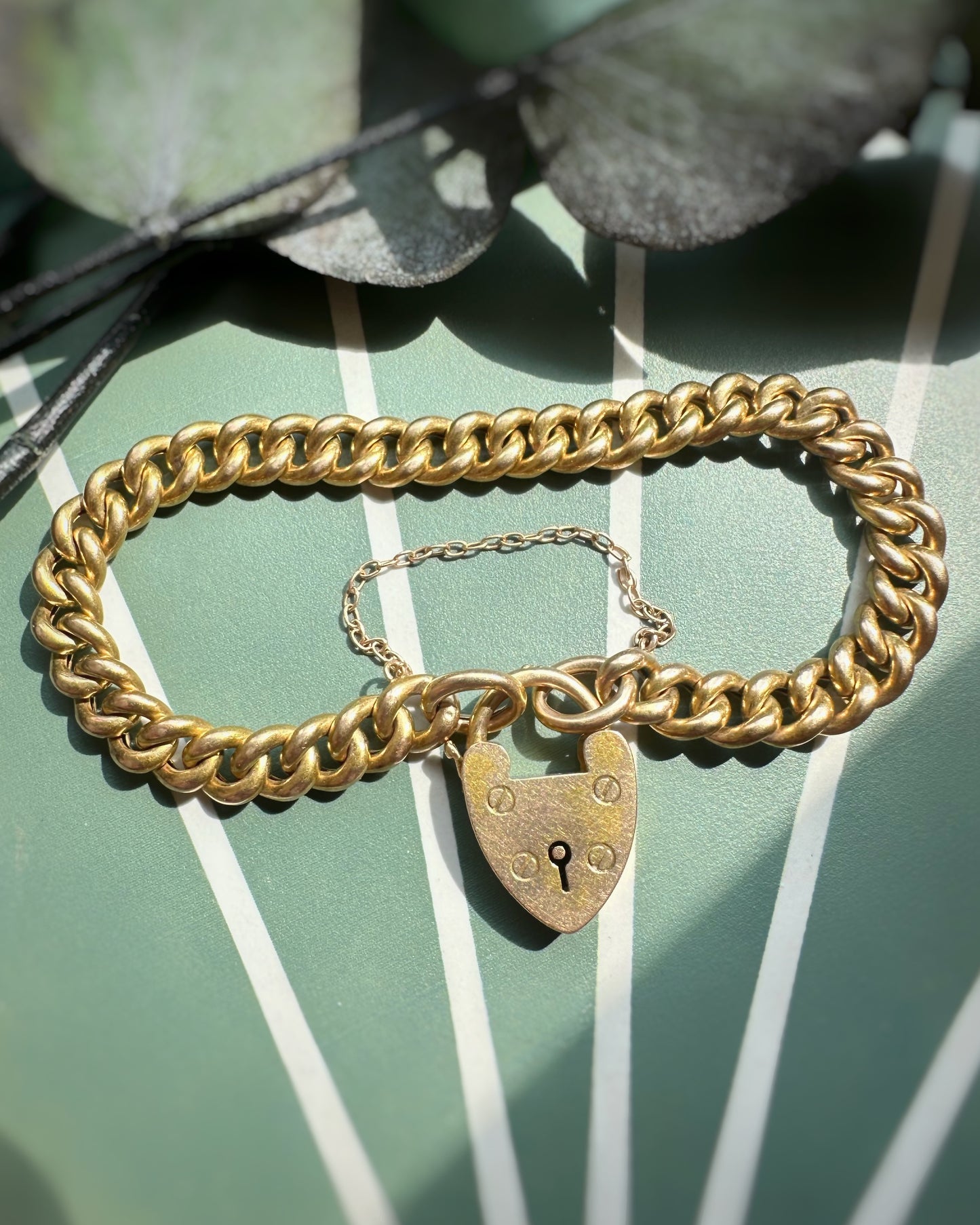 Antique Ungraduated Curb Bracelet (7.5")