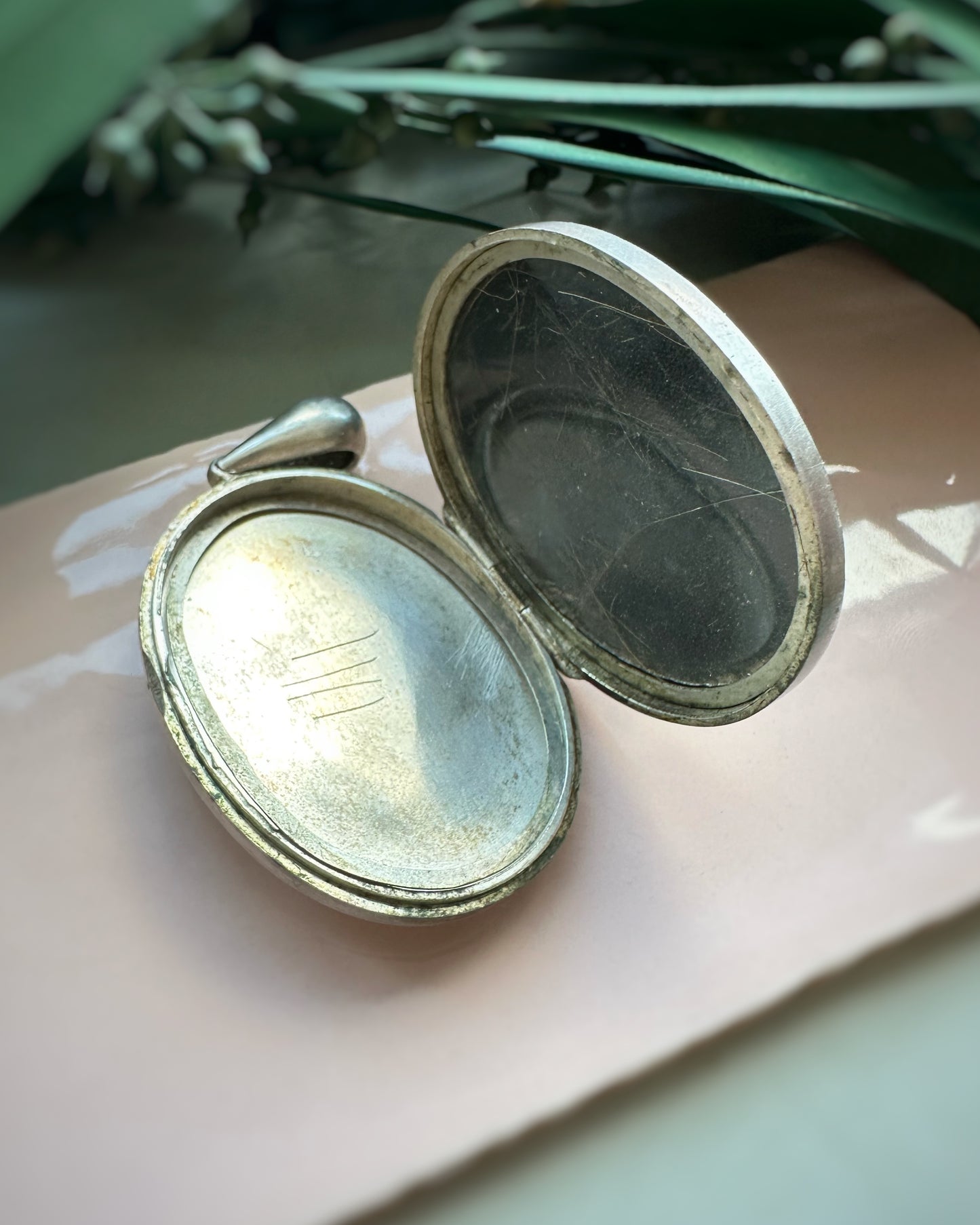 Antique XL Buckle-Motif Locket