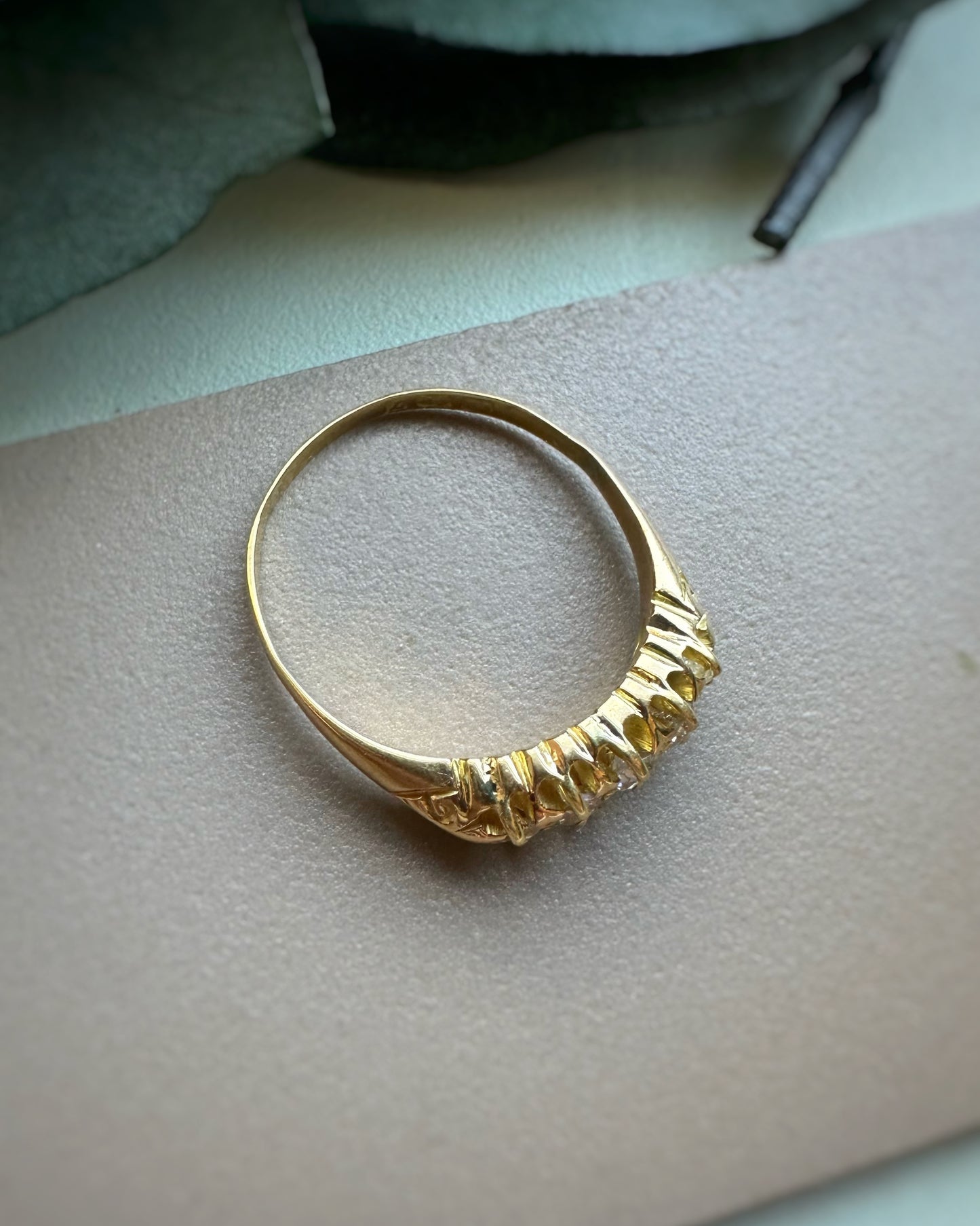 Antique 5-Stone Diamond Boat Ring (Q.5 / 8.25)