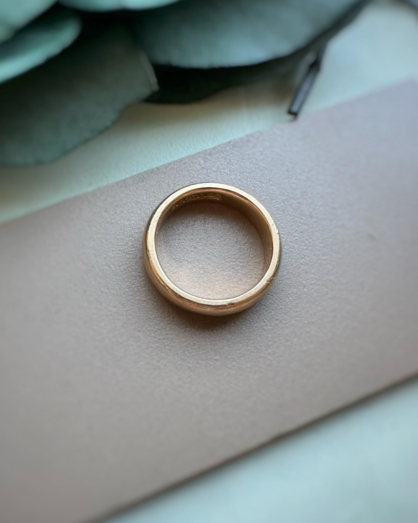 Vintage Chunky Wedding Band (M / 6.25)