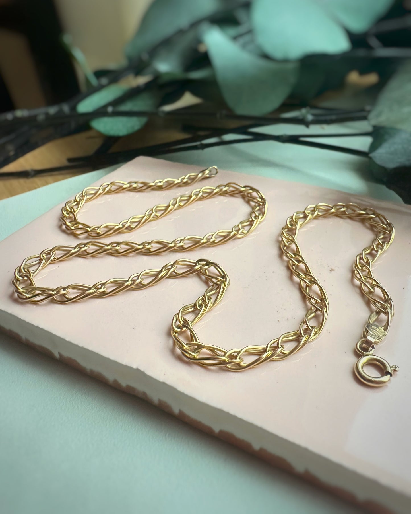 Vintage Braided Effect Double Elongated Curb (15.5")