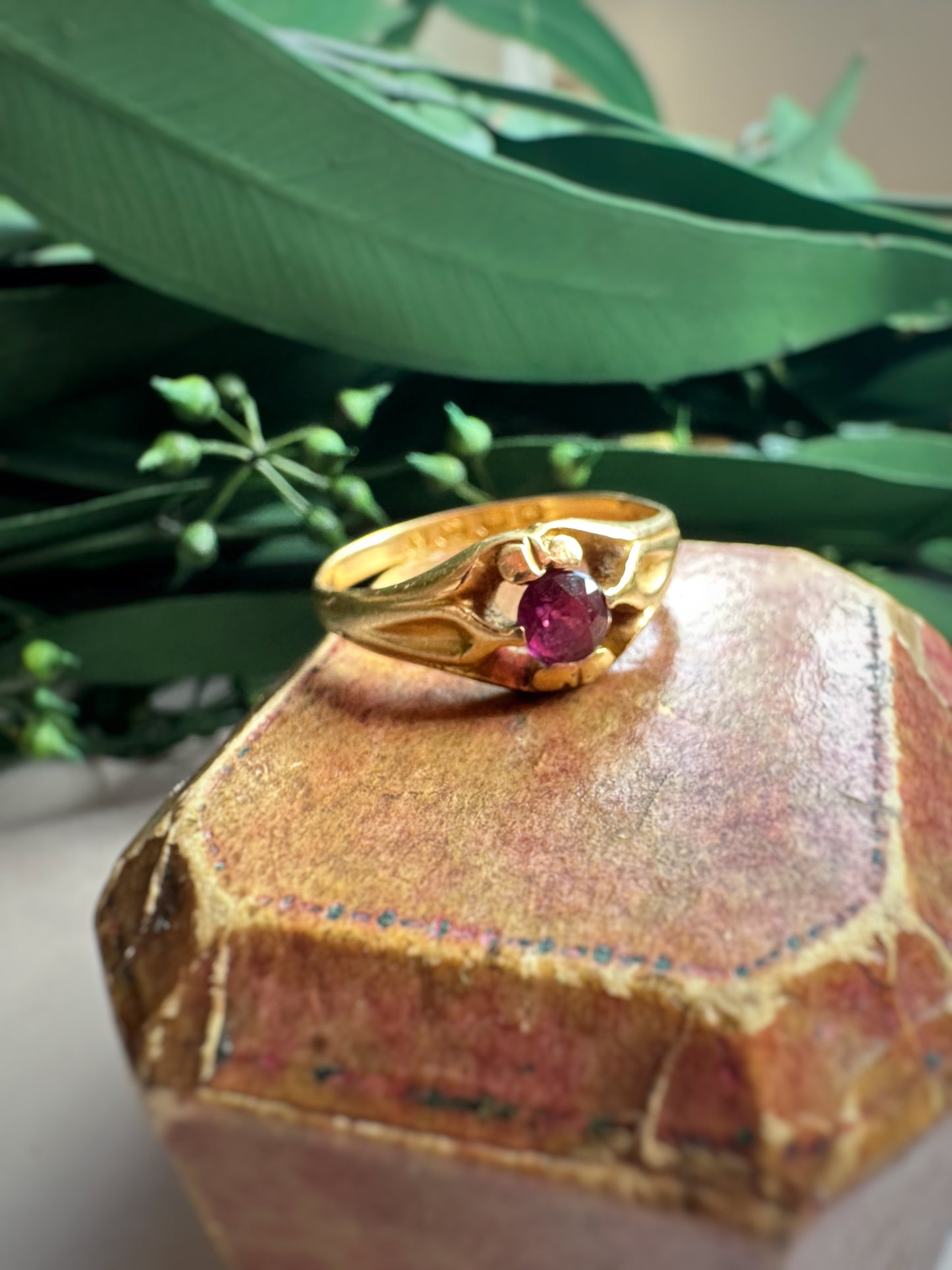 1948 Garnet Scroll Ring
