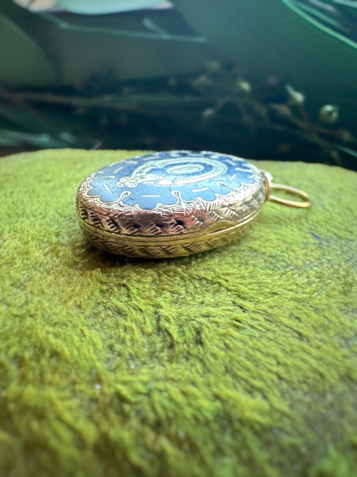 Antique Pebble Locket with Stunning Black Enamel