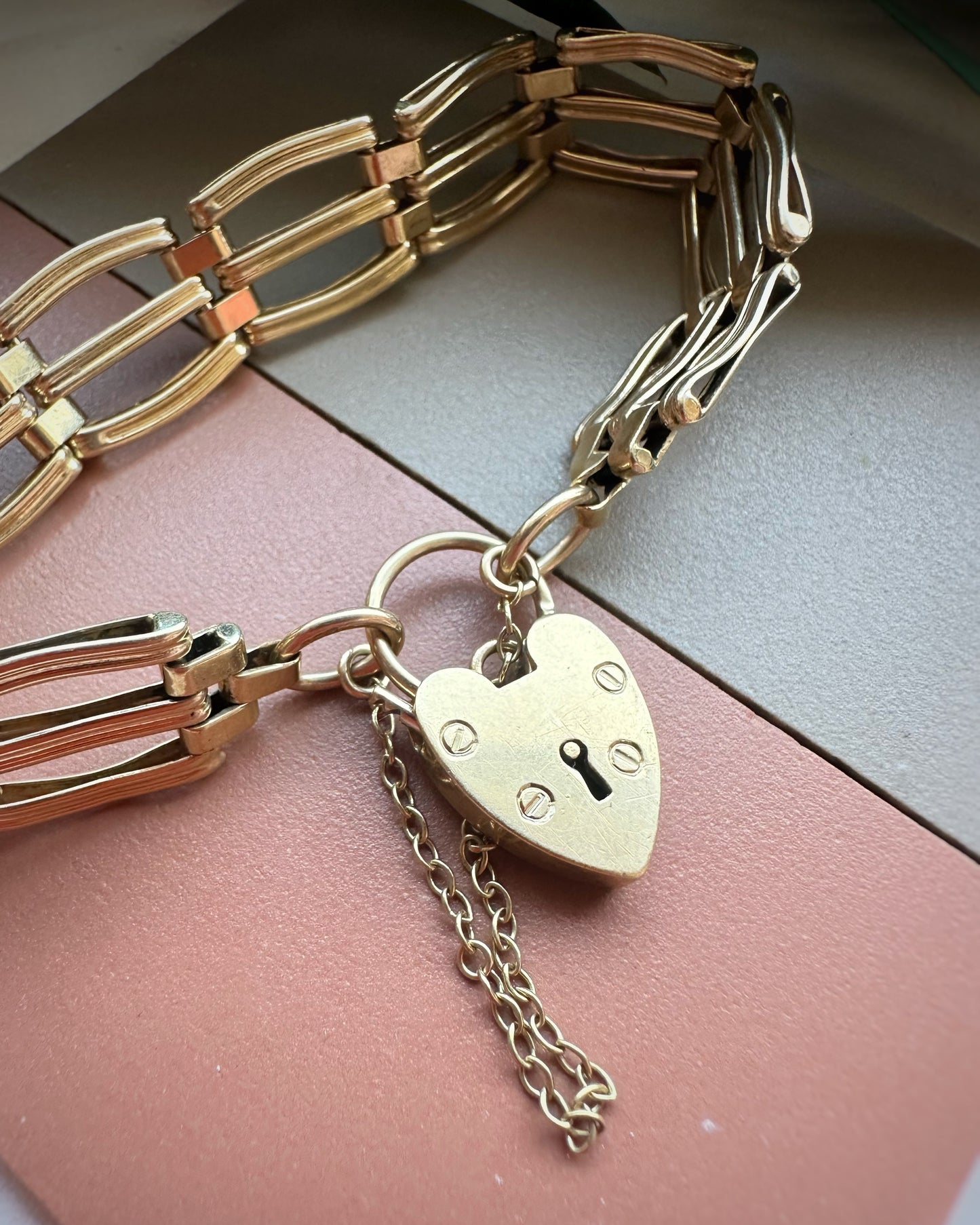 Vintage Chunky Gate Bracelet (7")