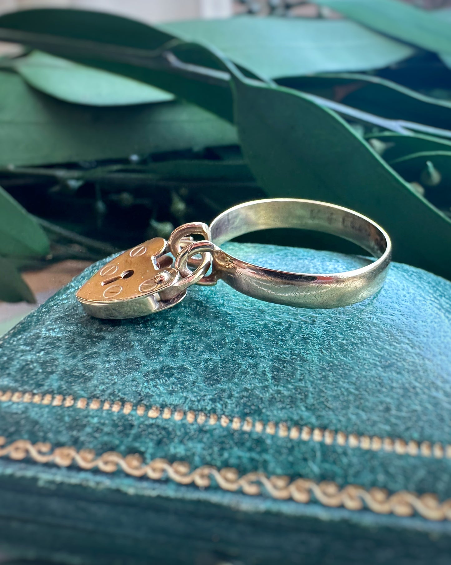 Antique Skinny Padlock Ring