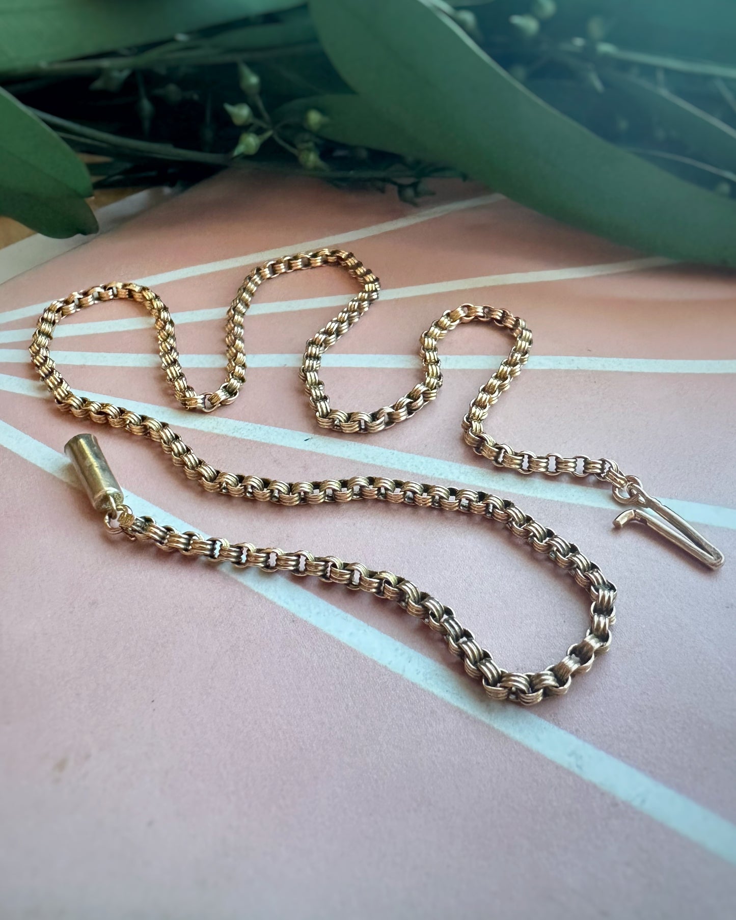 Antique Ribbed Rolo Link with Tag and Barrel (17.5")