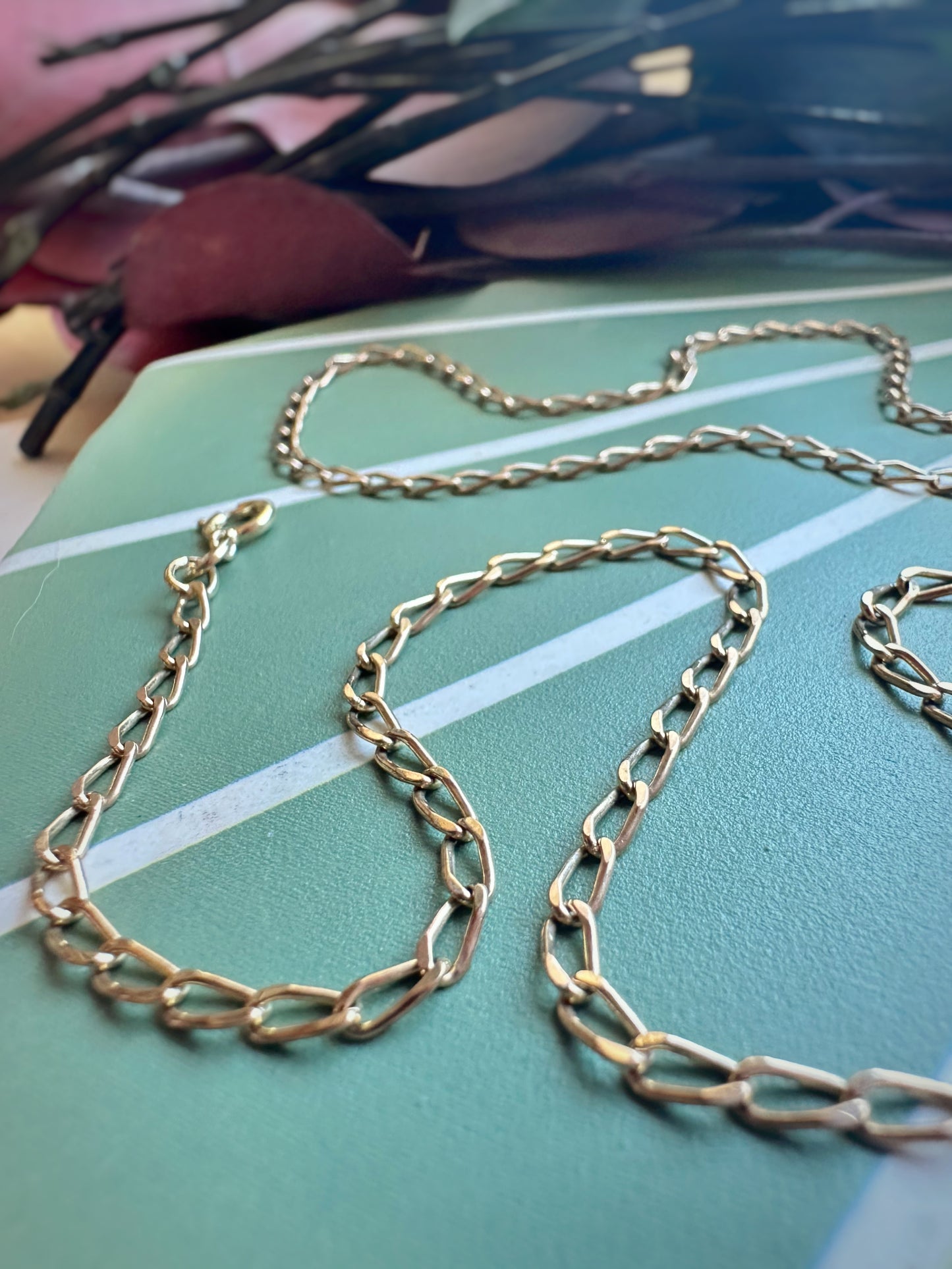 Vintage Elongated Curb (21")