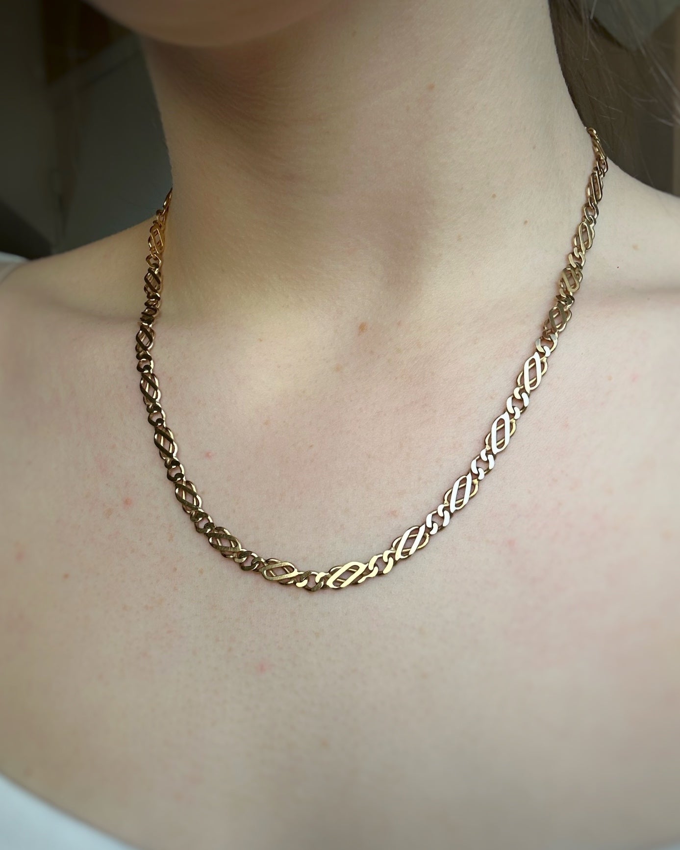 Vintage Infinity Knot Icon Chain (18")