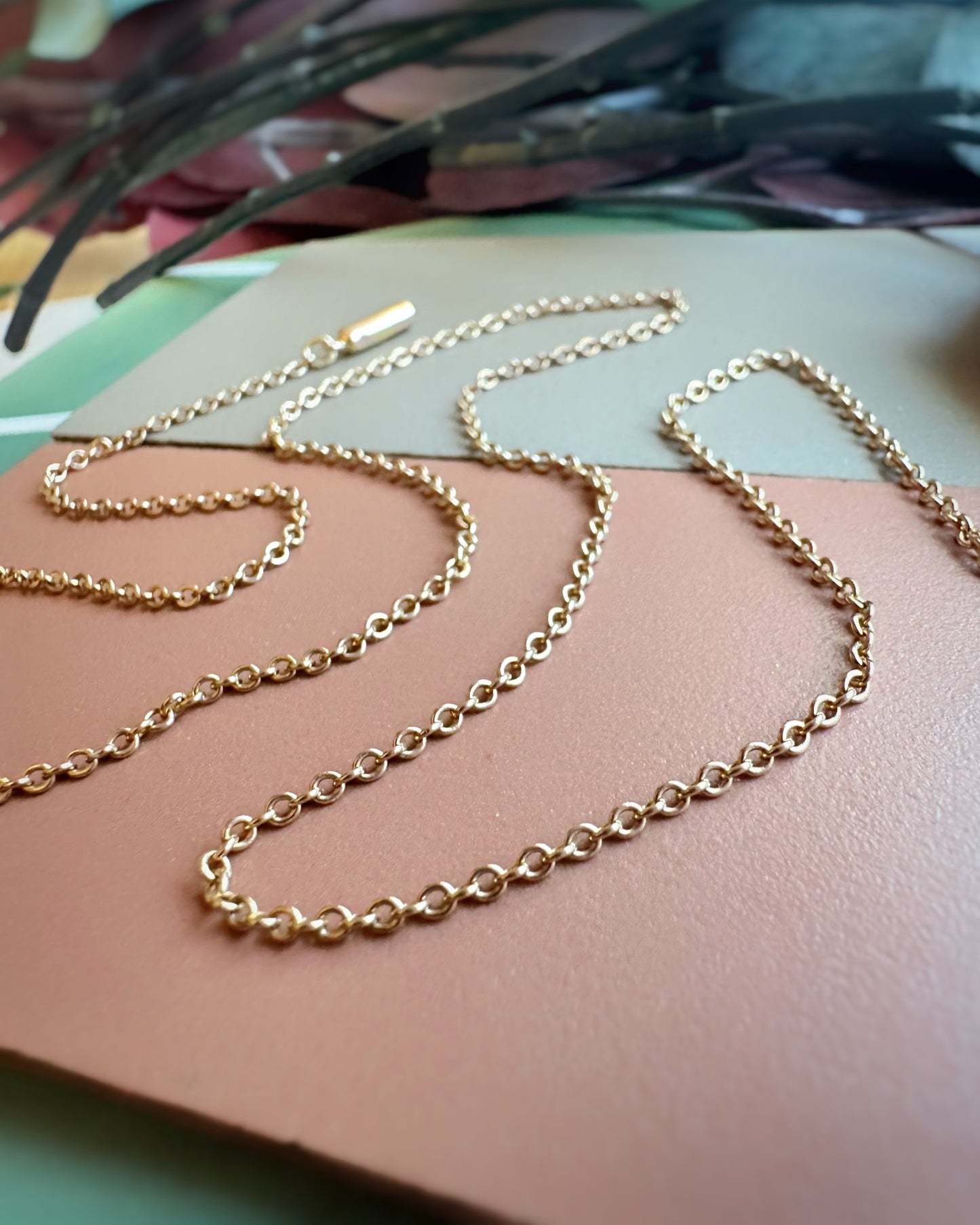 Antique Super Delicate Doughnutty Cable Chain (17.5")