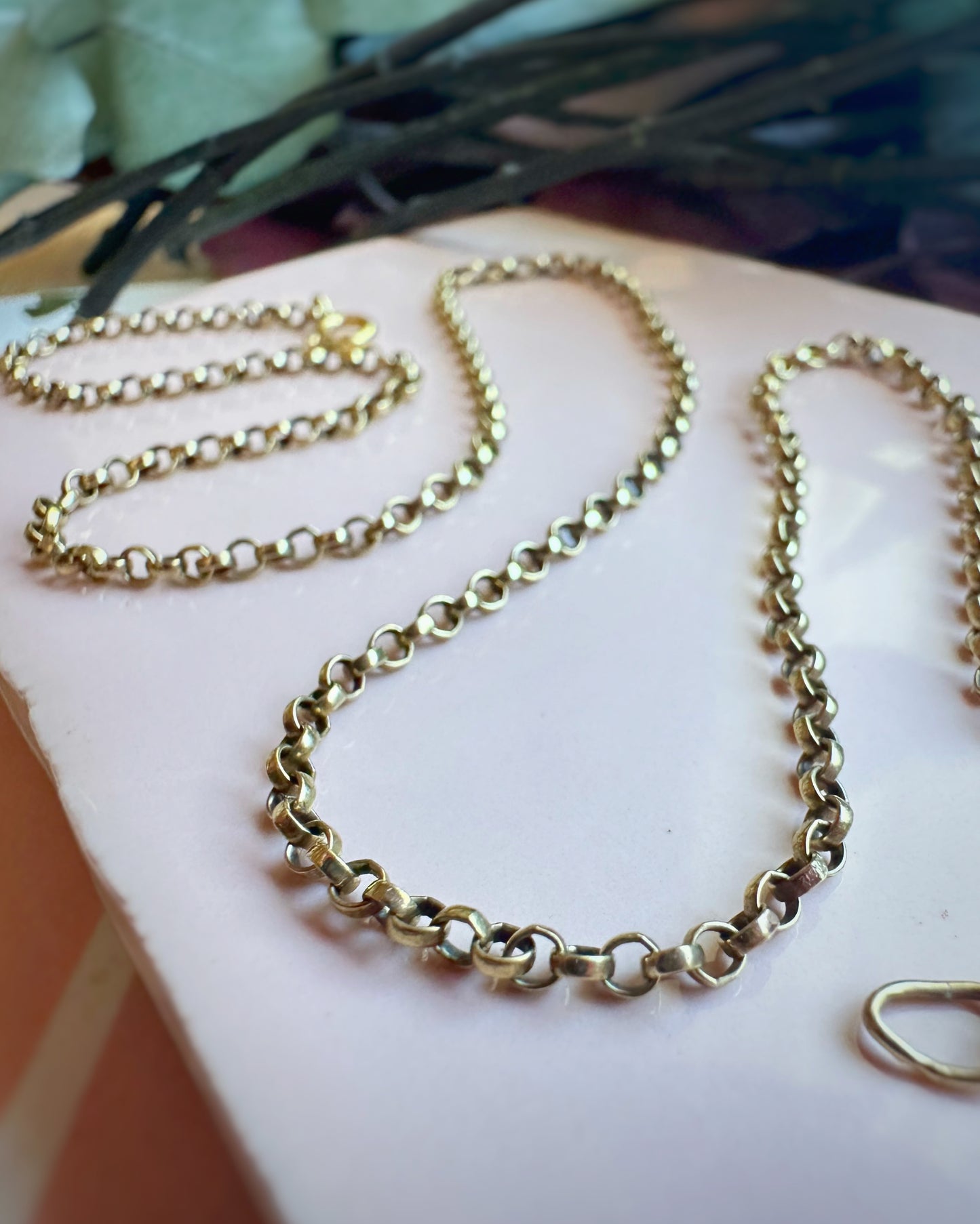 Vintage Half-Flat-Facet Belcher Chain (19")