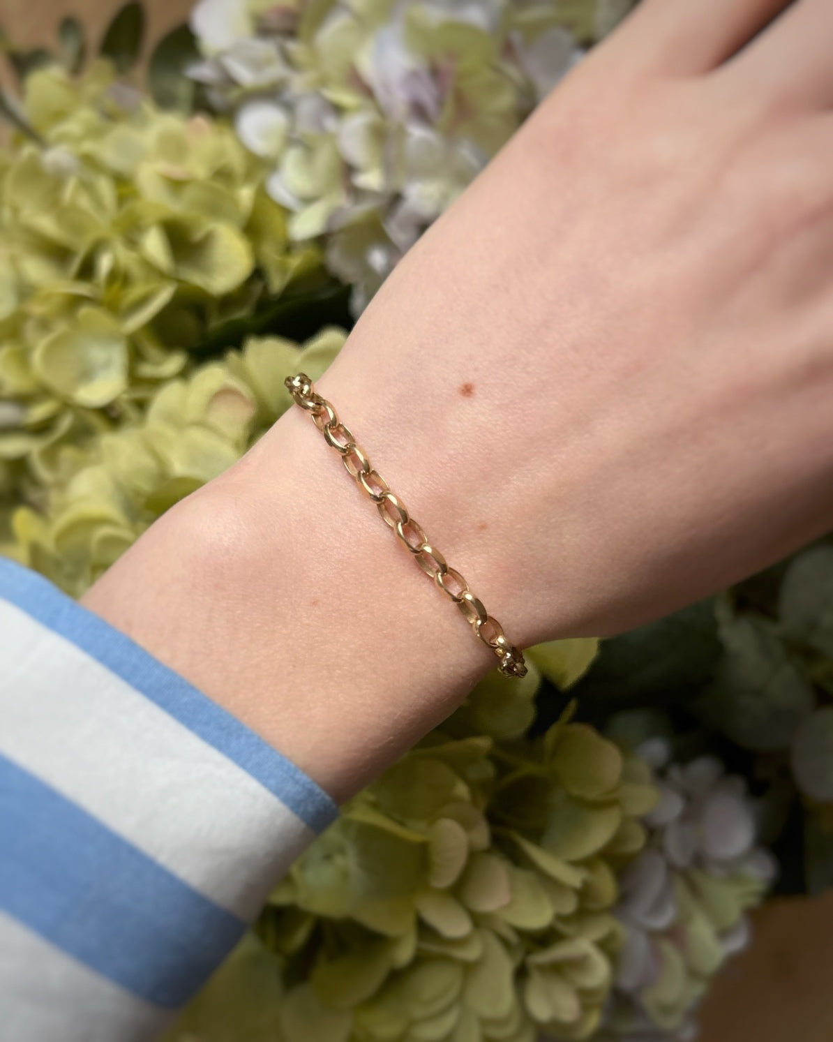 Vintage Infinity Twist Bracelet (7+1/4")