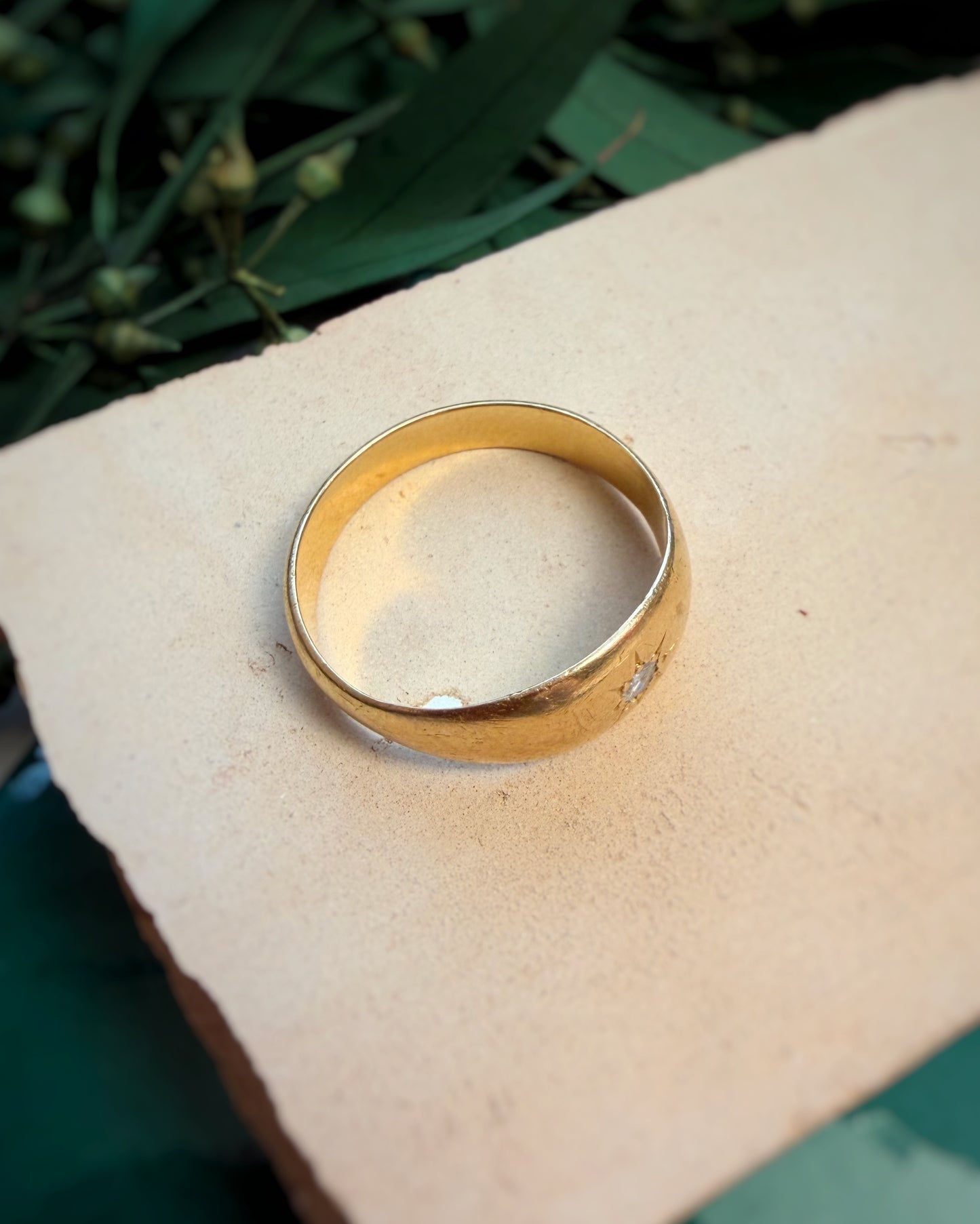 Antique Domed Starburst Ring (N / 6.75)
