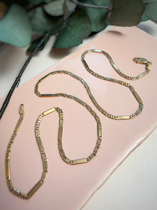 Vintage Gold Bar and Gucci Links Chain (17 + 3/4")