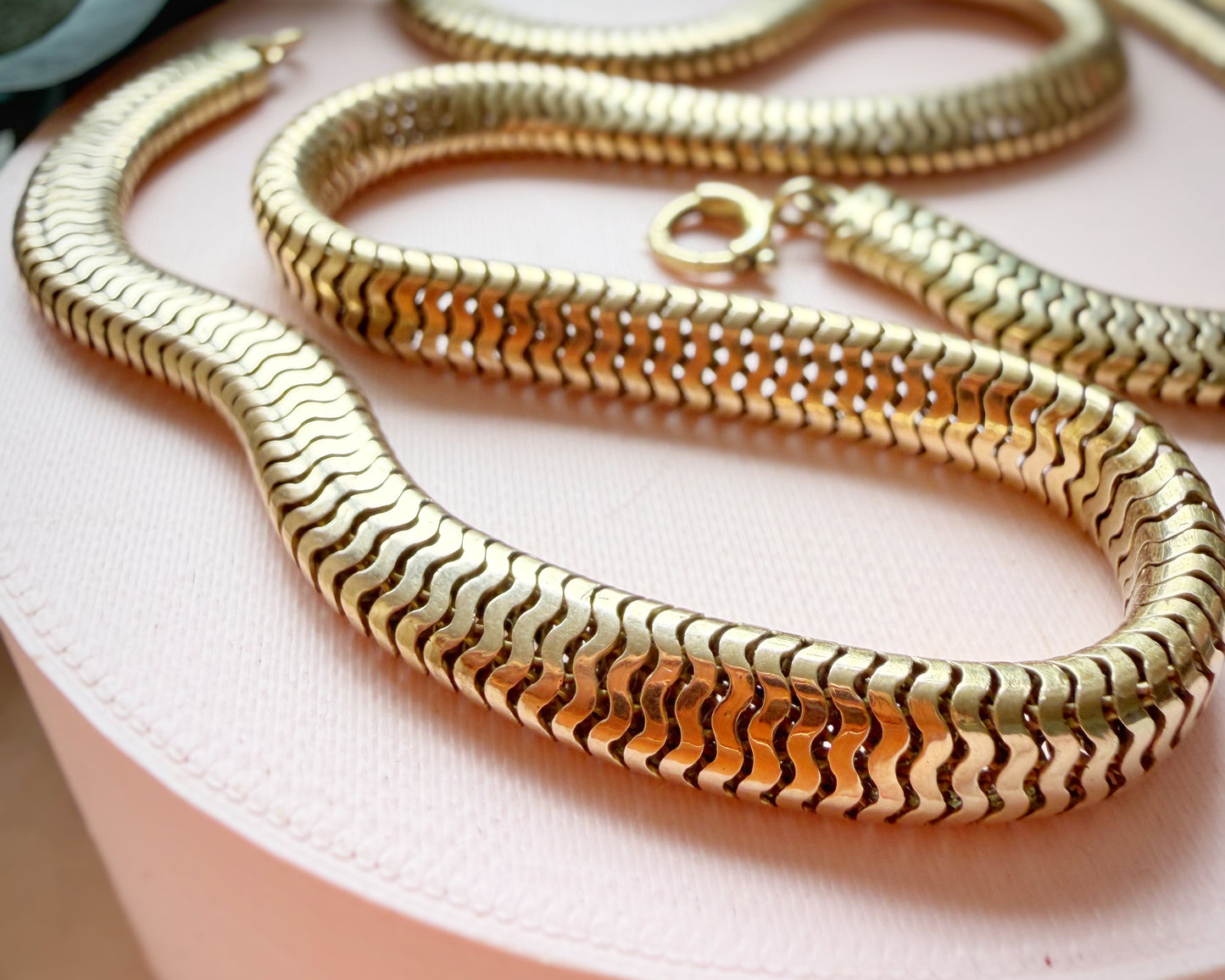 Antique 15ct Tubogas / Snake Chain (18")
