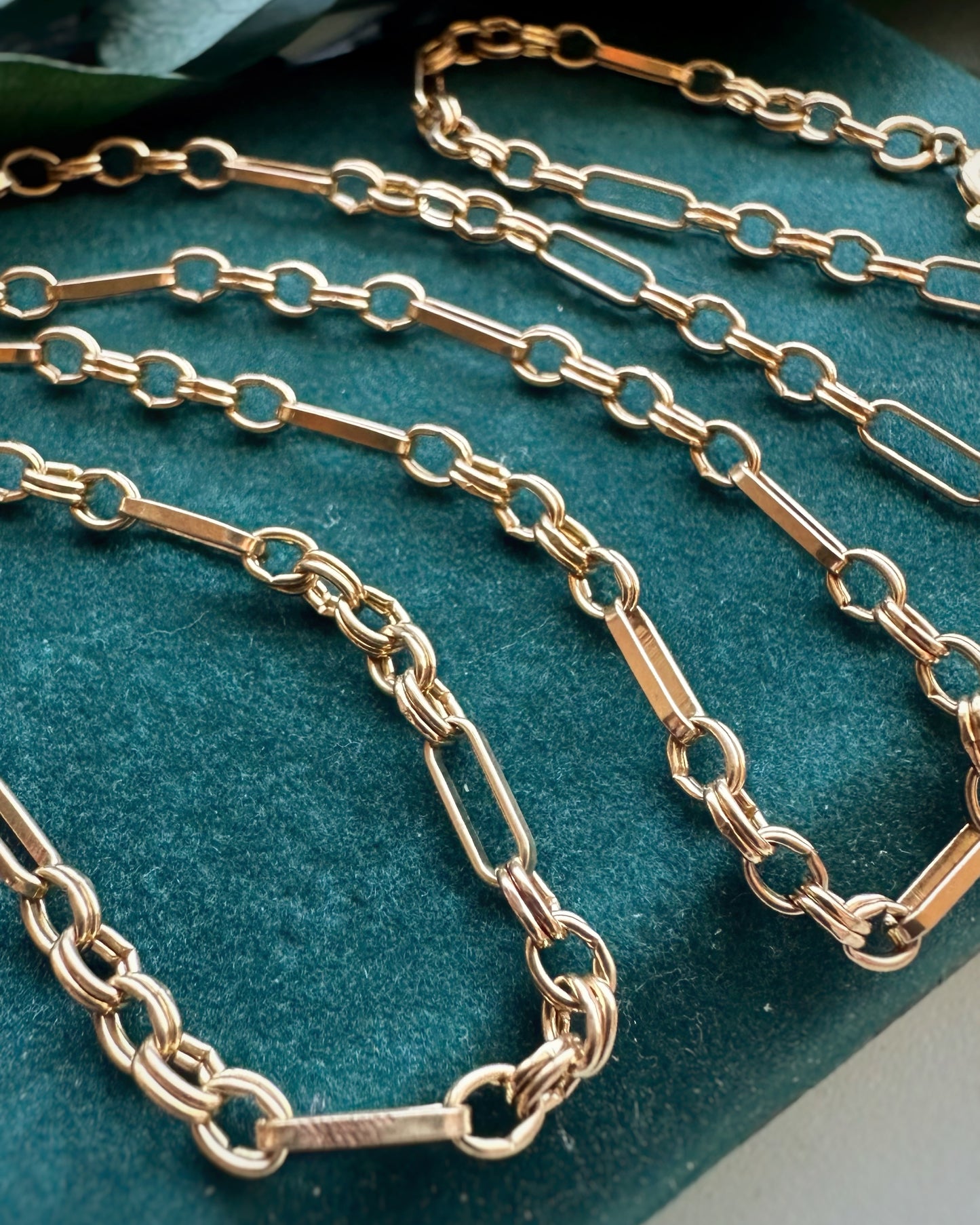 Vintage Trombone and Ribbed Rolo Link (19")