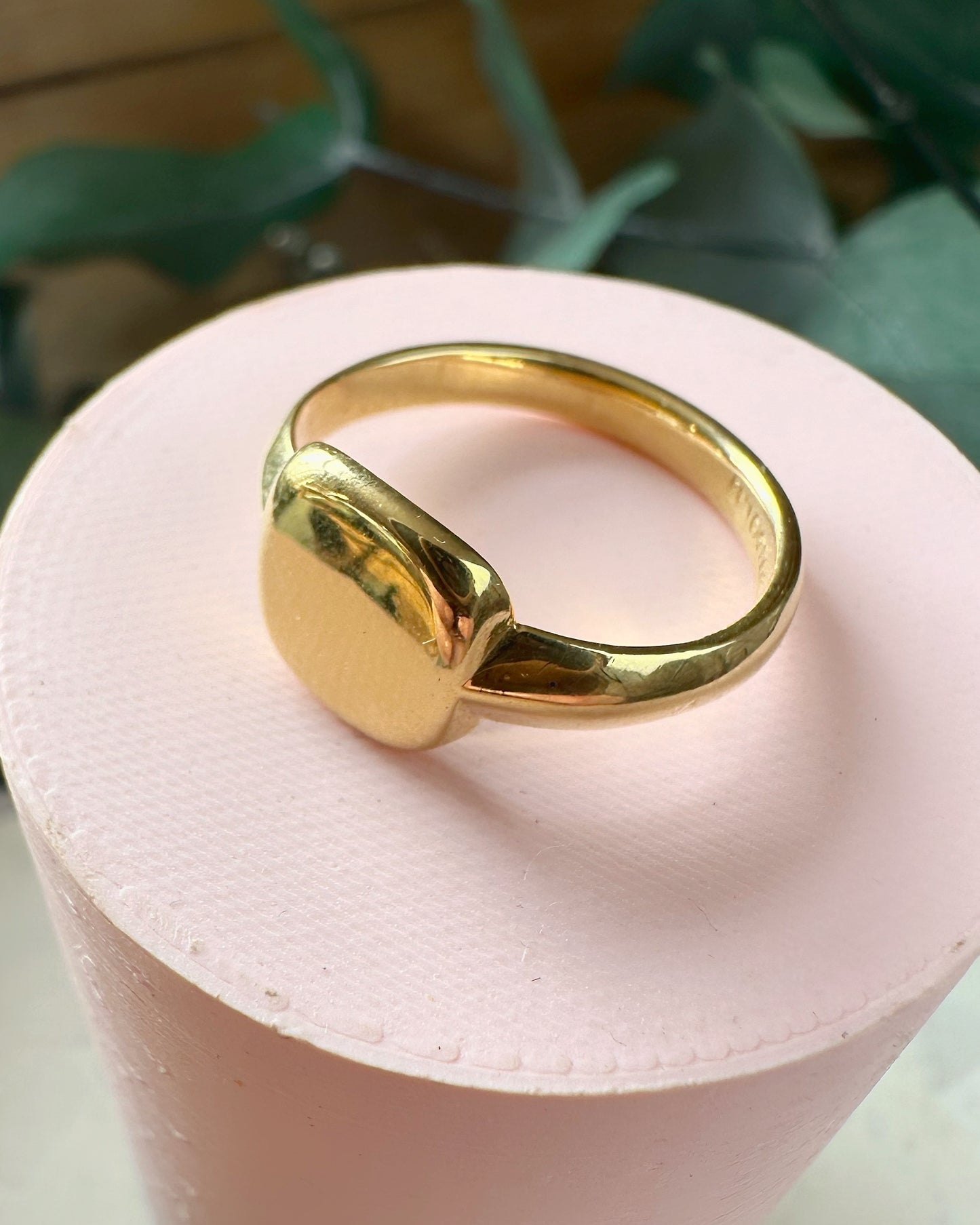 Mid-Century 1942 Squared Signet Ring (M / 6.25)