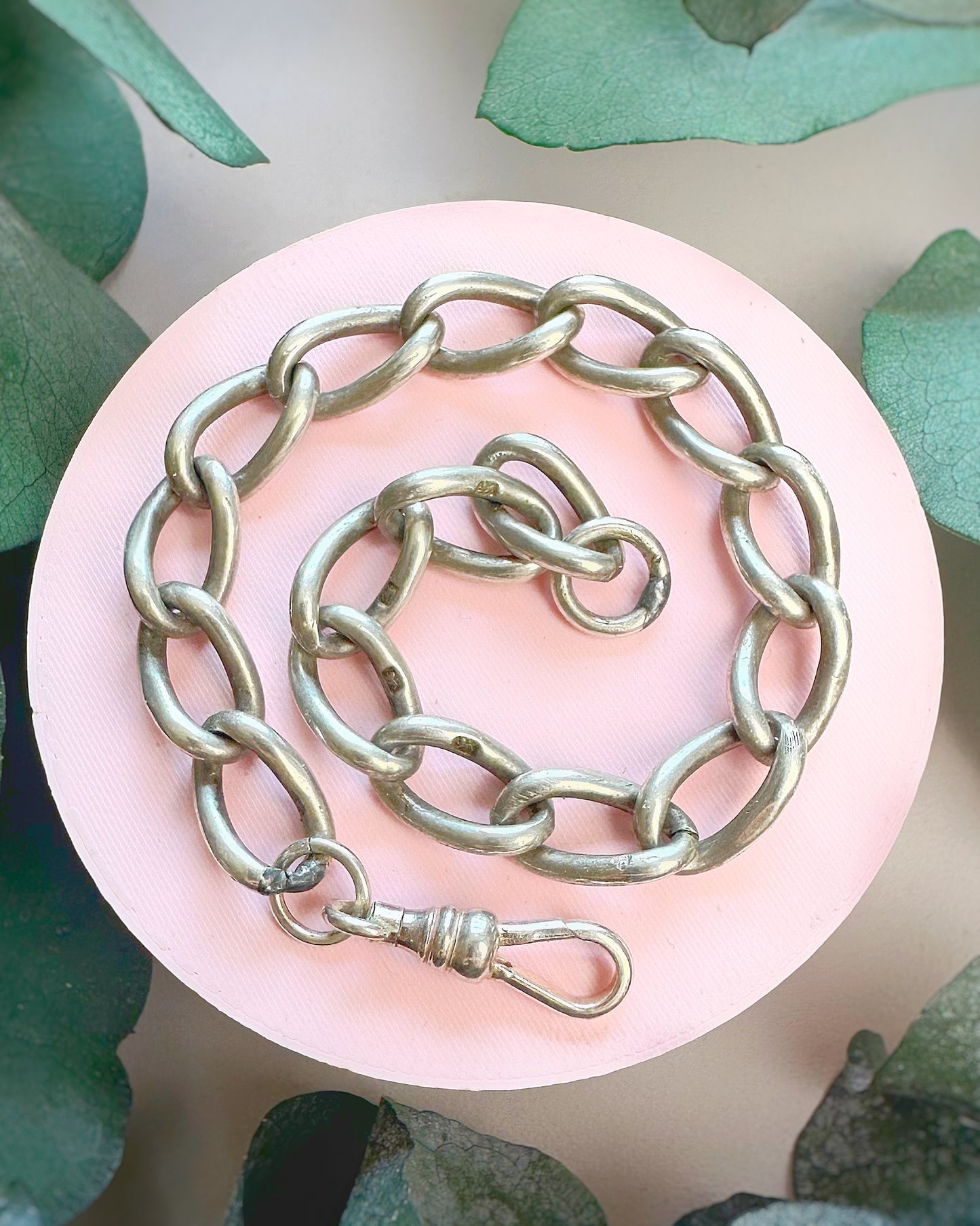 Antique Elongated Curb with Vintage Dog Clip (7+1/4")