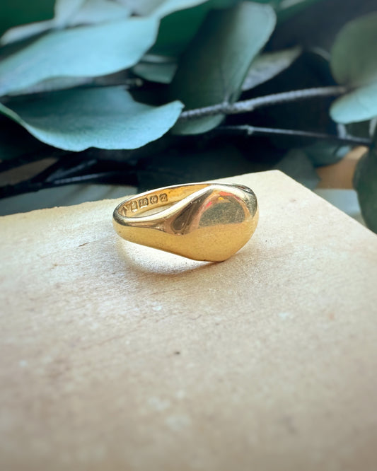 Antique 1874 Soft-Kite Shaped Signet Ring (M.5)
