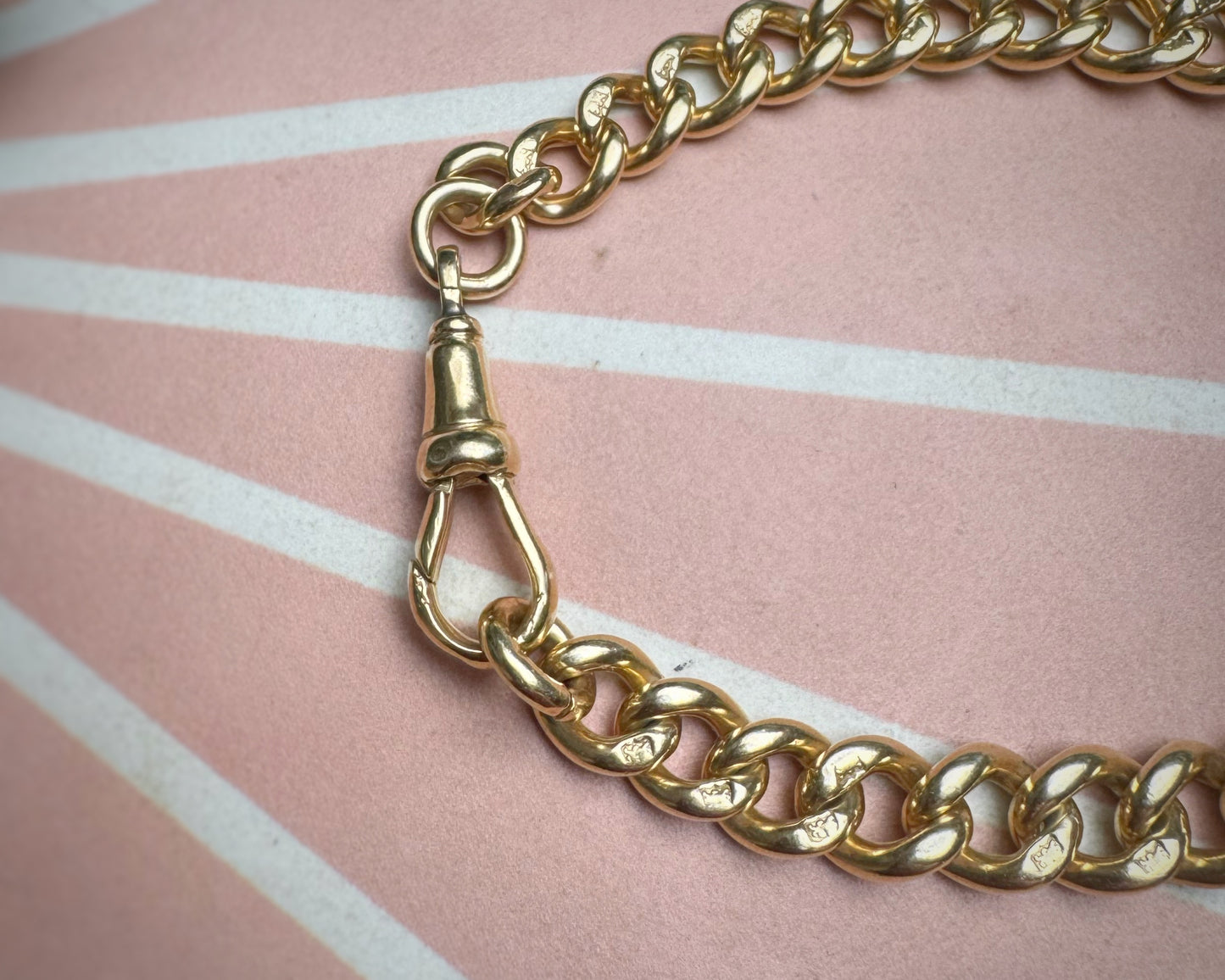 Antique Graduated Curb Bracelet with Dog Clip (7.5")