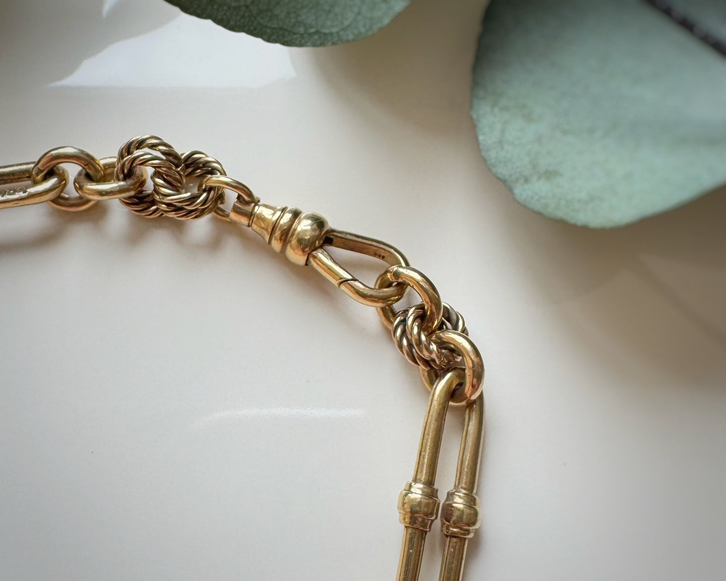 Vintage Solid Fancy Trombone Bracelet with Dog Clip (8")