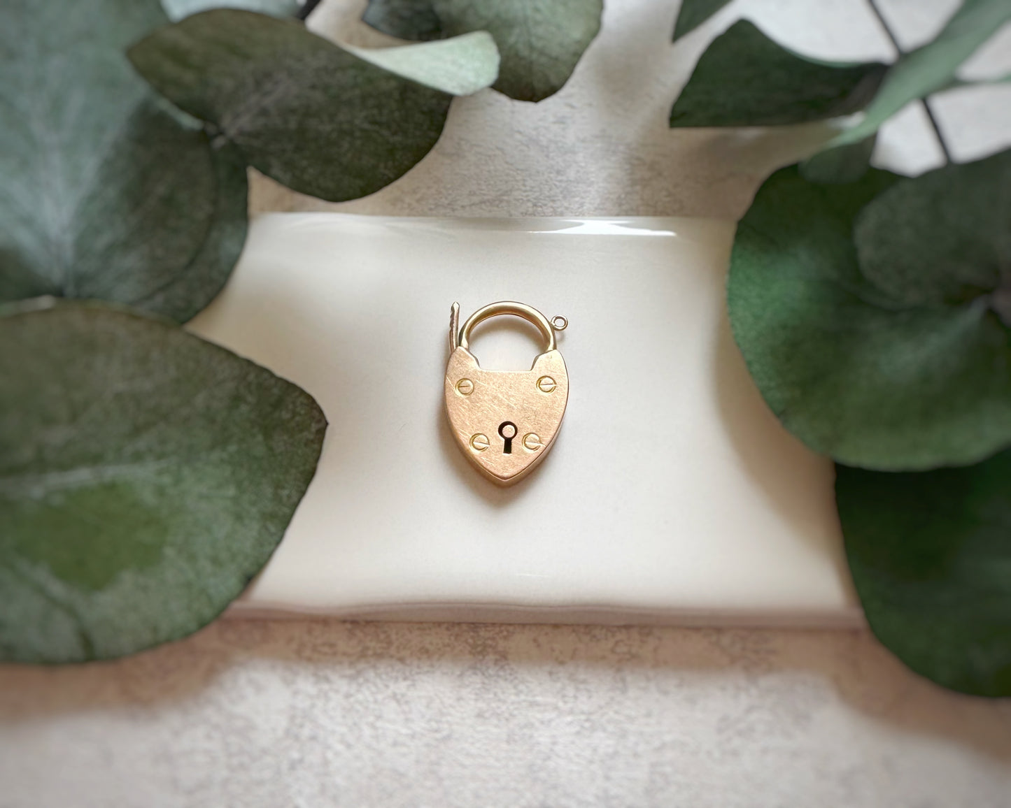 Antique 1901 High-Carat Heart Padlock
