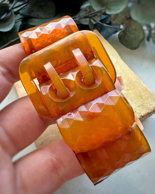 Vintage Oversized Resin Buckle (7")