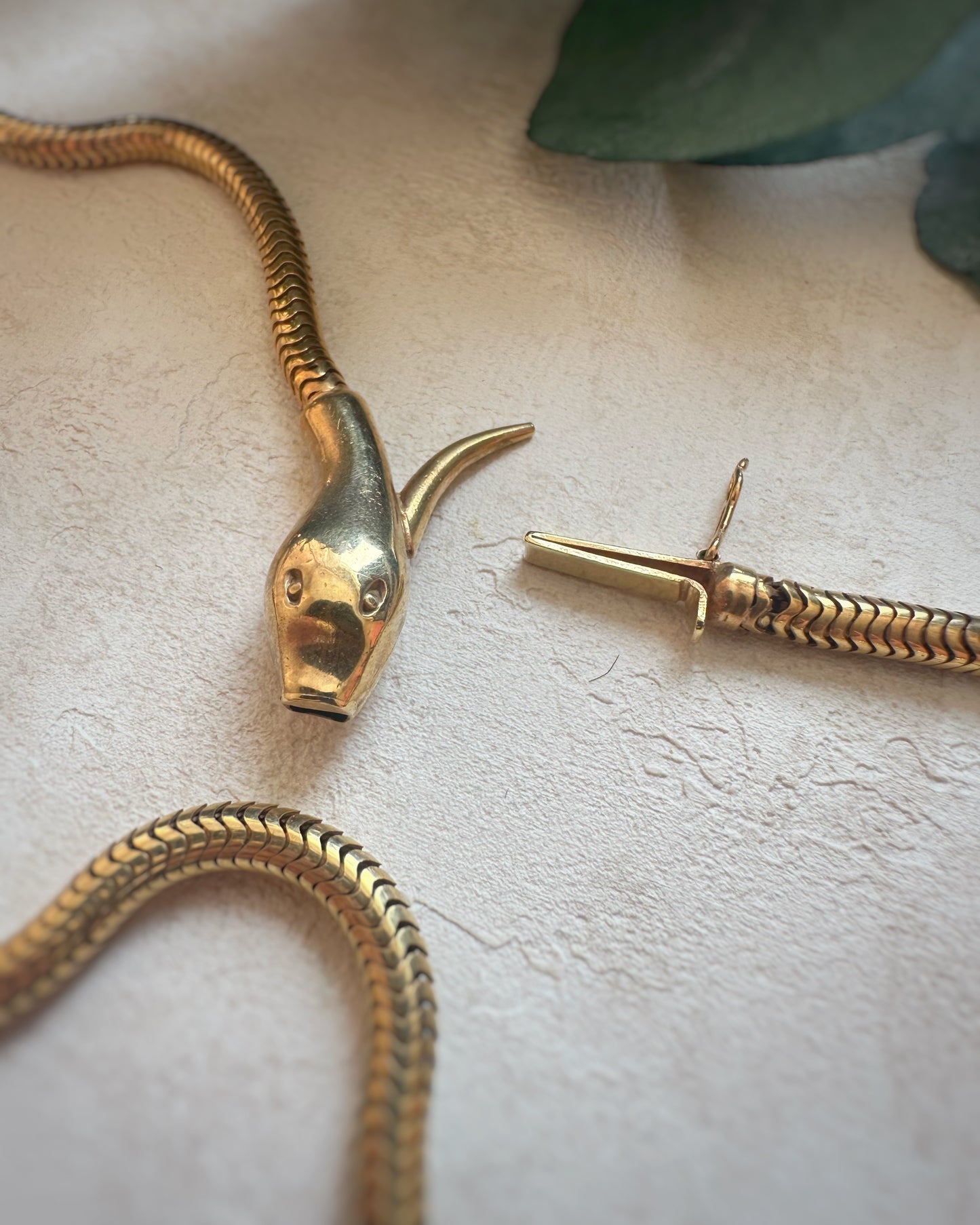Antique Gilt Snake Chain (16")