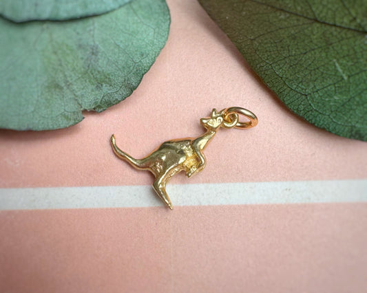 Vintage Solid Kangaroo Charm
