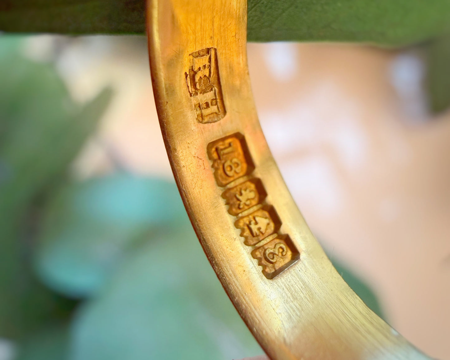 Antique 1901 Glowing & Buttery Wedding Band (K/5.25)