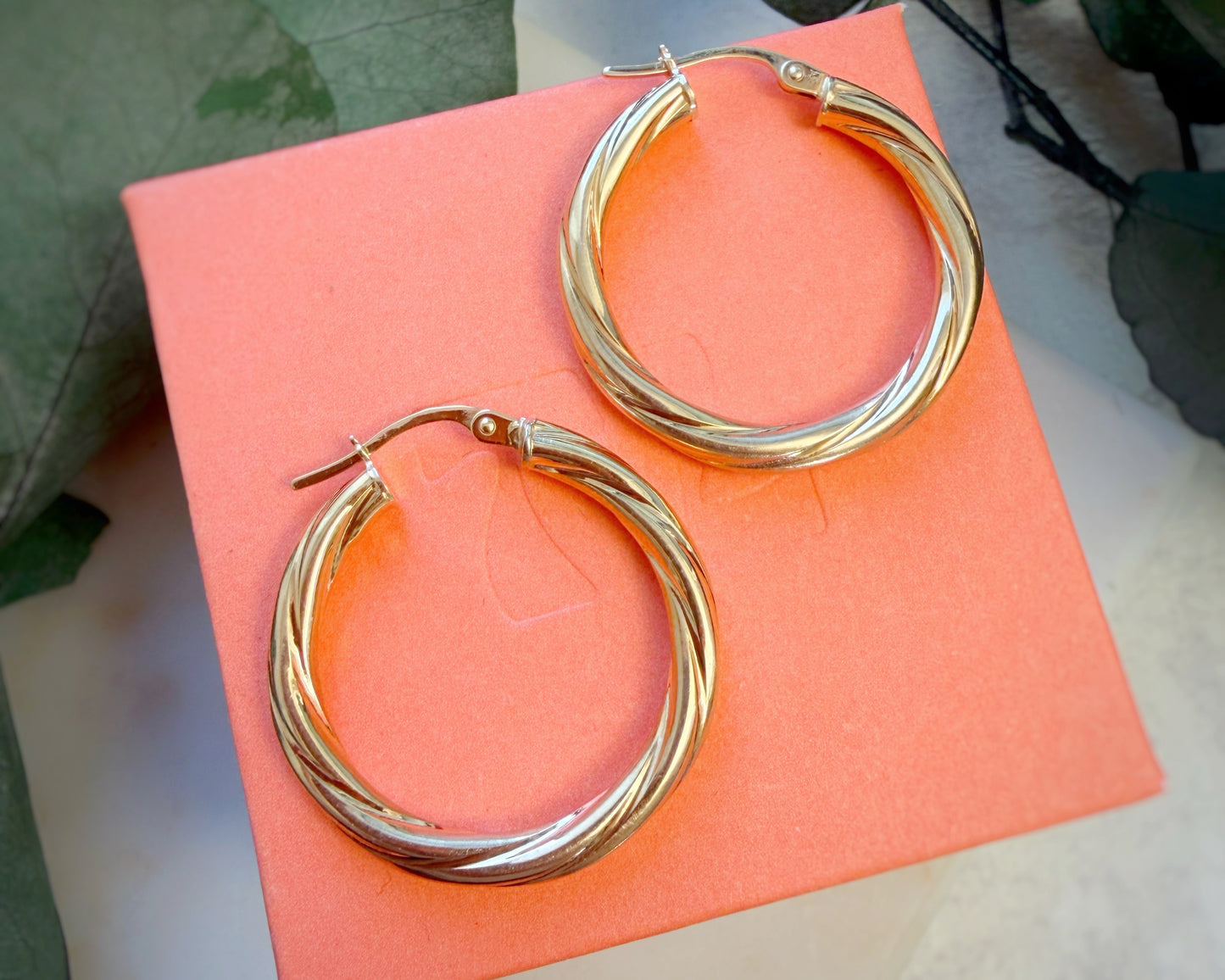 Vintage UnoAerre Twist Hoops