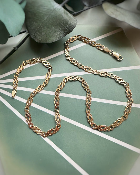 Vintage Infinity Knot Icon Chain (18")