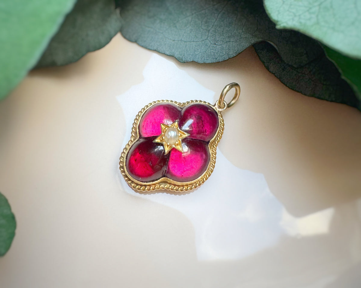 Victorian 15ct Gold Garnet Quatrefoil & Pearl Star Pendant