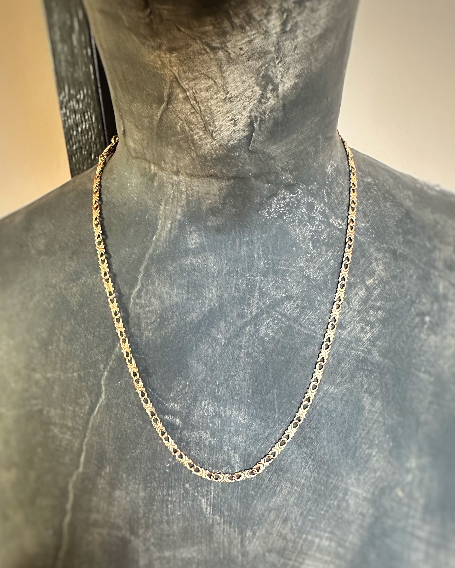 Vintage Fancy Link Infinity Knot Chain (18")