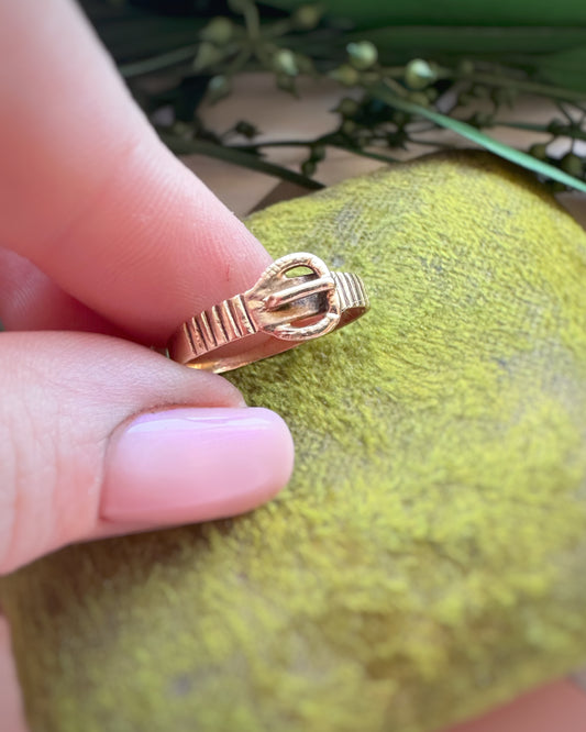 Vintage 1982 Textured Buckle Ring