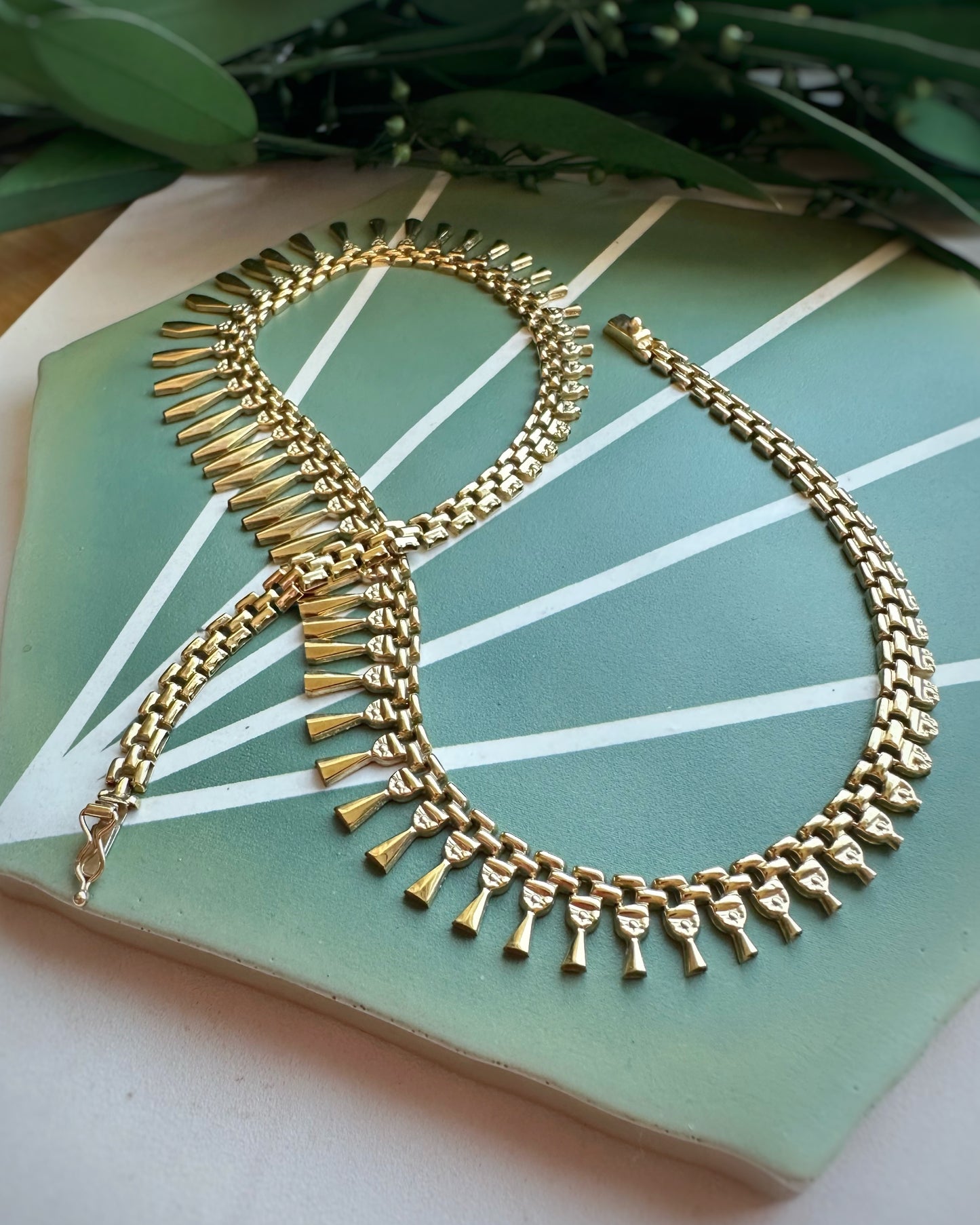 Vintage Ultra Yellow Cleopatra Necklace