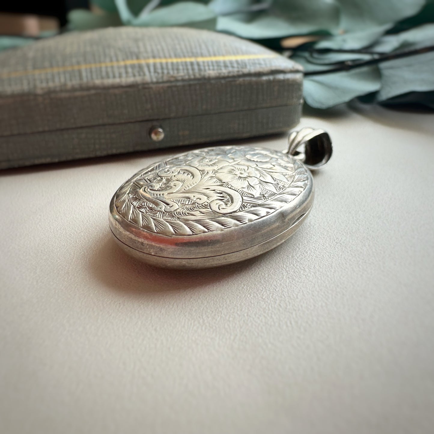 Oversized Pebble Locket