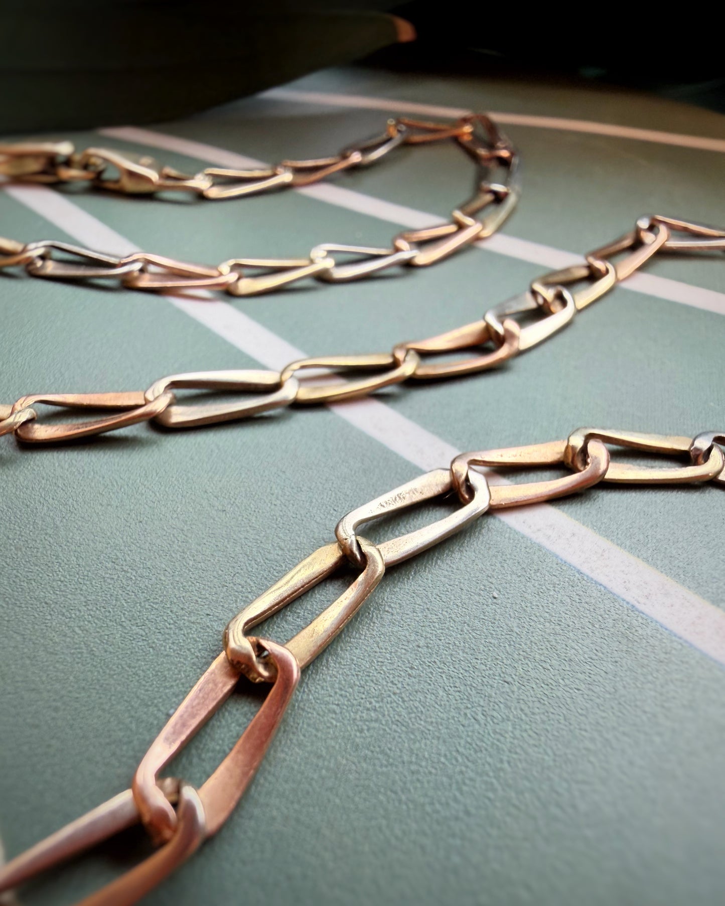 Vintage Hammered Paperclip Tri-Colour (19")