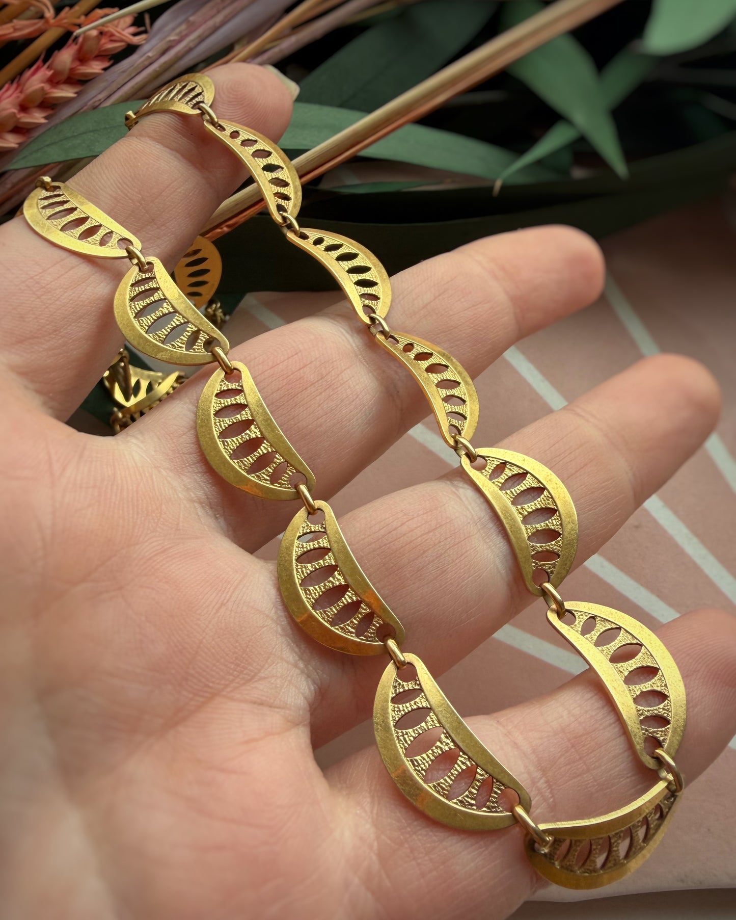Vintage Ultra-Yellow "Iconically You" Fancy Link (16" - 18")