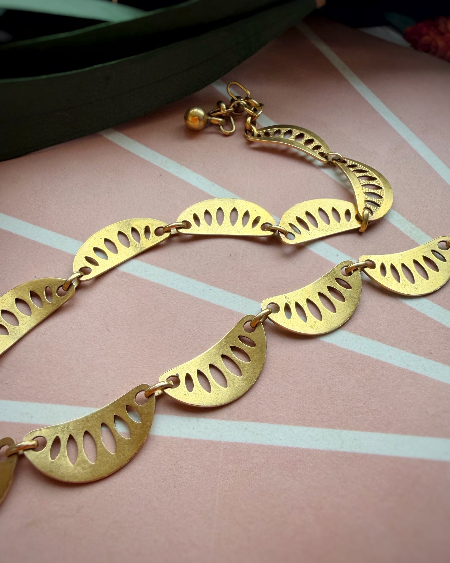 Vintage Ultra-Yellow "Iconically You" Fancy Link (16" - 18")