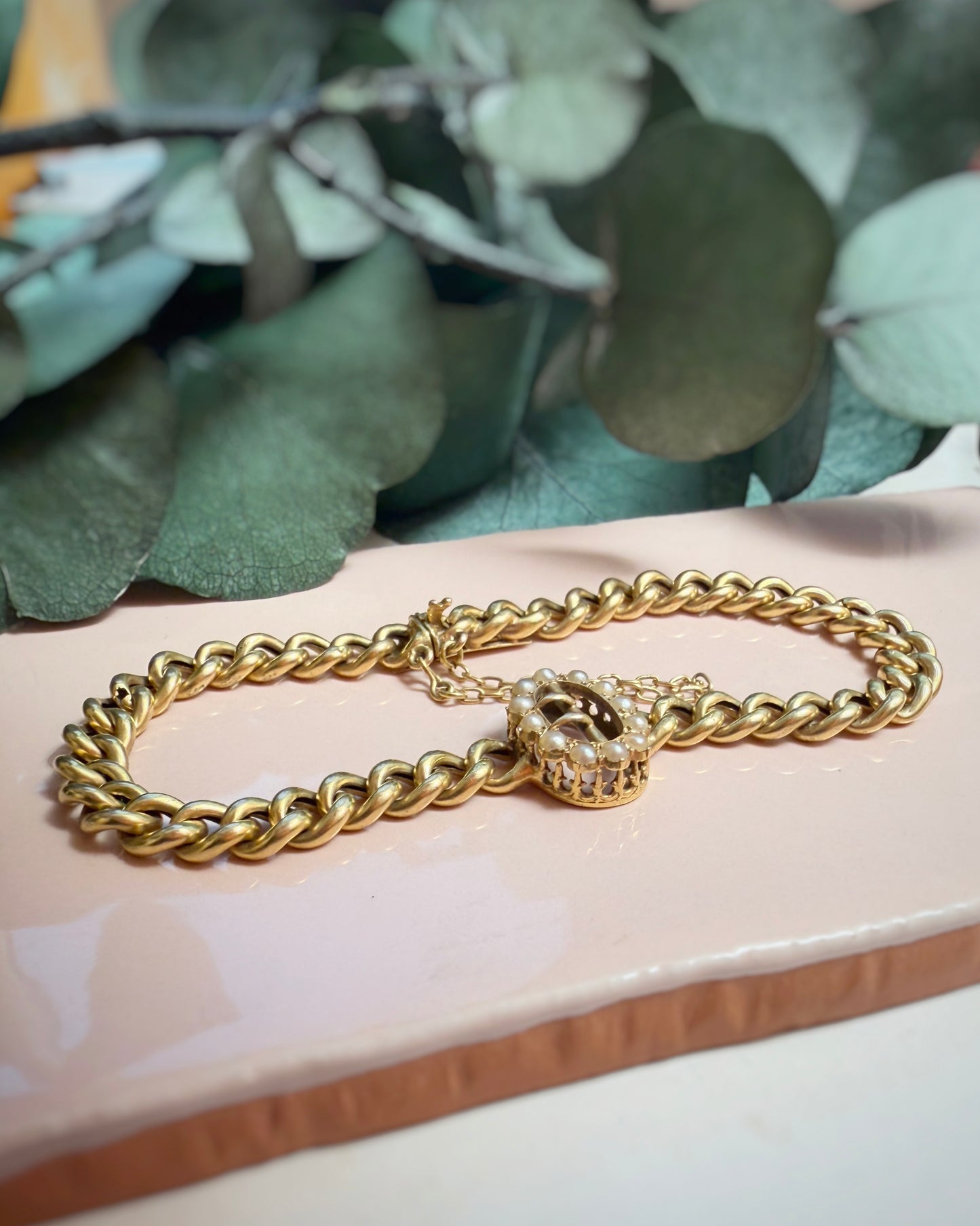 Antique 15ct Curb with Pearl Buckle and Integrated Clasp (7.5")