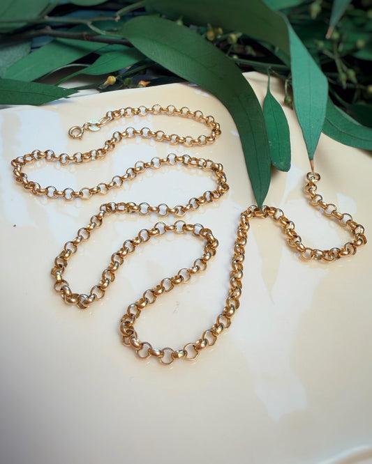 Vintage Puffy Italian Belcher (20.5")